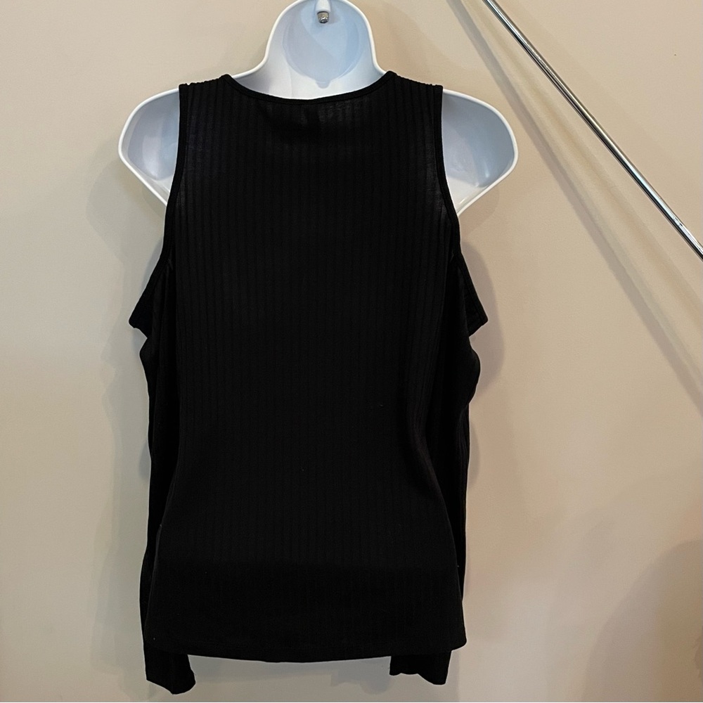 H&M Black cold shoulder top - Picture 3 of 8